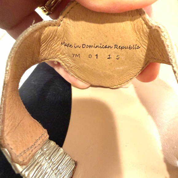 Jack Rogers Thong Sandals - Picture 7 of 9